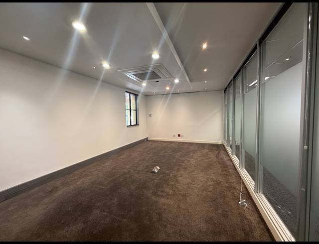 295.30M² OFFICE TO LET IN MORNINGSIDE